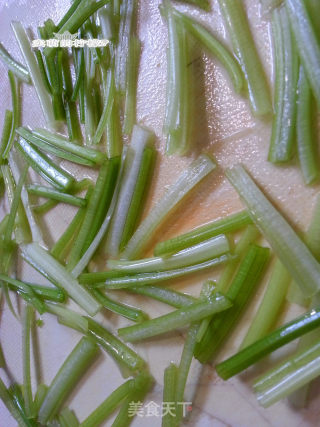 Health and Beauty Salad with Enoki Mushroom recipe