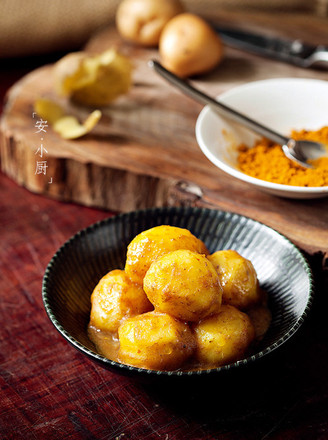 Pan-fried Baby Potatoes with Curry