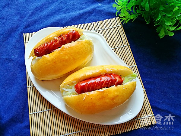 Crispy Sausage and Cabbage Meal Buns recipe