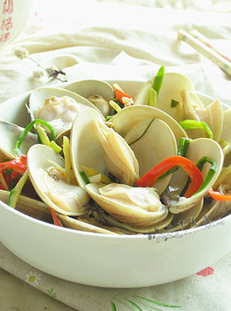 Fried Clams with Red Pepper recipe