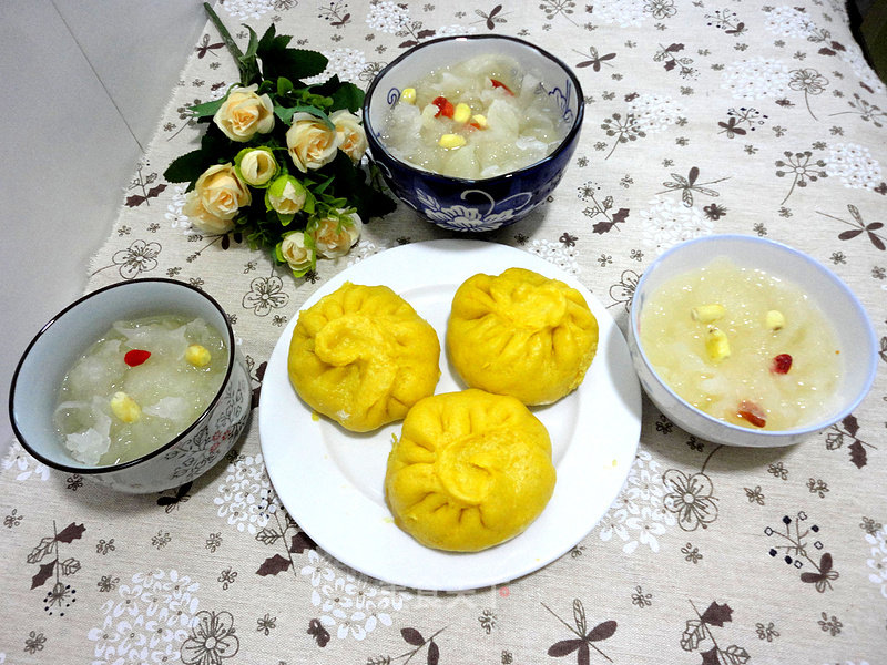 Pumpkin Carrot Buns recipe