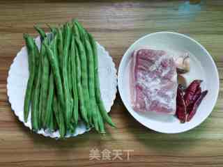Stir-fried String Beans with Pork Belly recipe