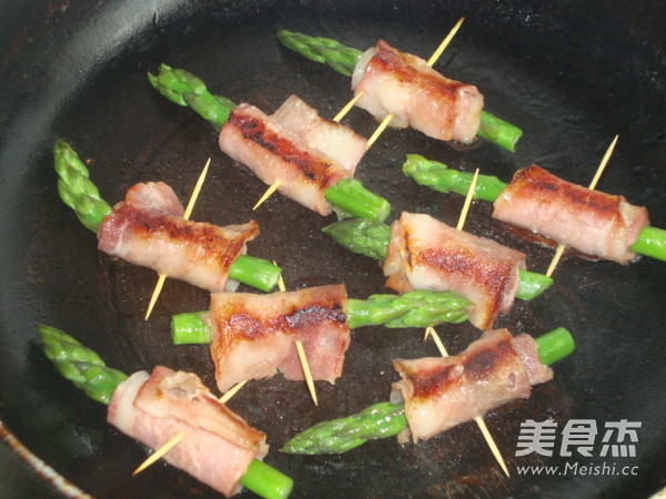 Asparagus and Bacon Wraps recipe