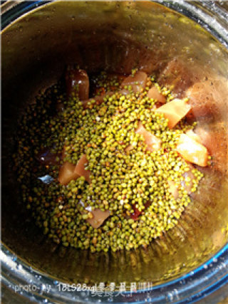 Sour Radish and Cured Duck and Mung Bean Pot recipe