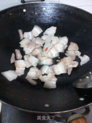 Twice-cooked Pork with Garlic Moss recipe