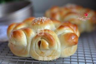 Ham Flower Bread recipe