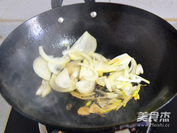 Stir-fried Rice Cake with Soy Sauce for Many Years recipe