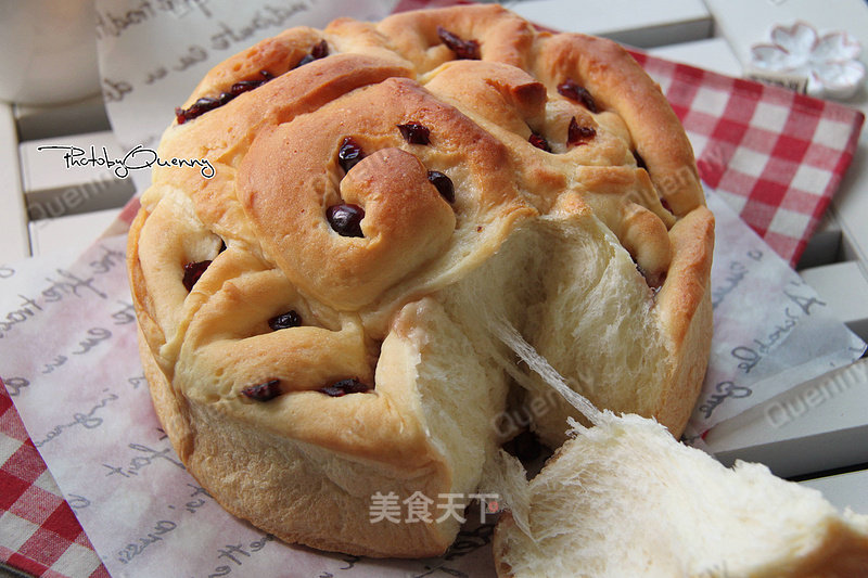 Cranberry Bread Roll recipe