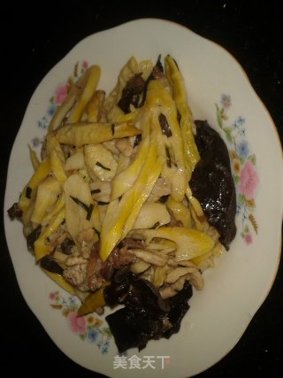 Fried Shredded Pork with Bamboo Shoots recipe