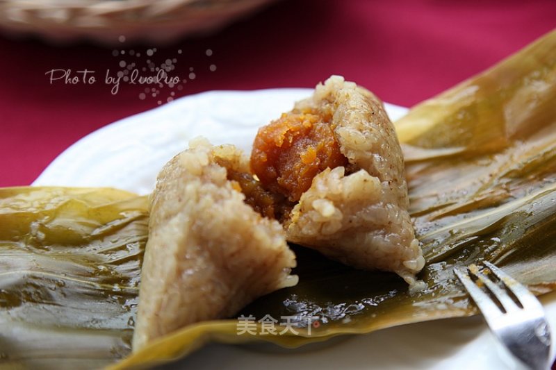 Curry-flavored Egg Yolk Dumplings recipe