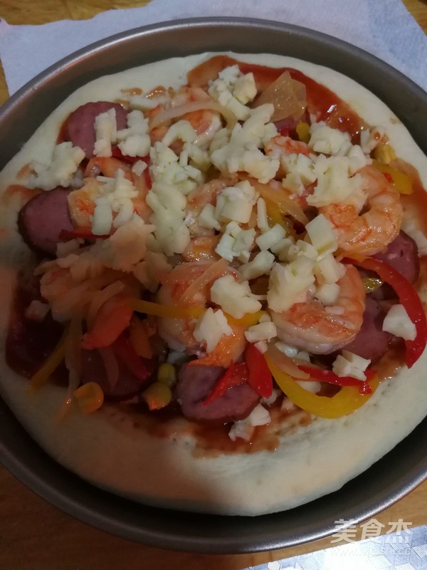 Shrimp and Red Intestine Pizza recipe