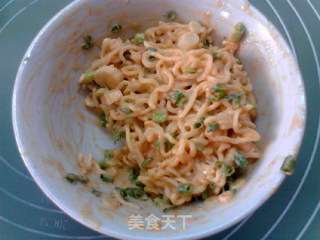 Scallion Instant Noodle Pancake recipe