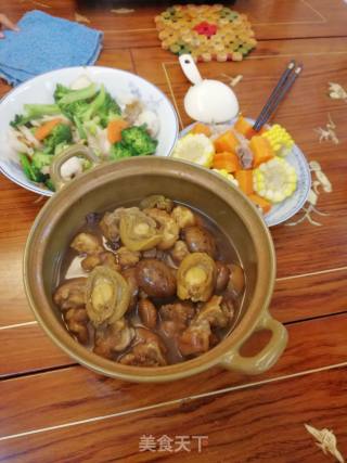 Fish and Mushroom Pork Knuckle Pot recipe