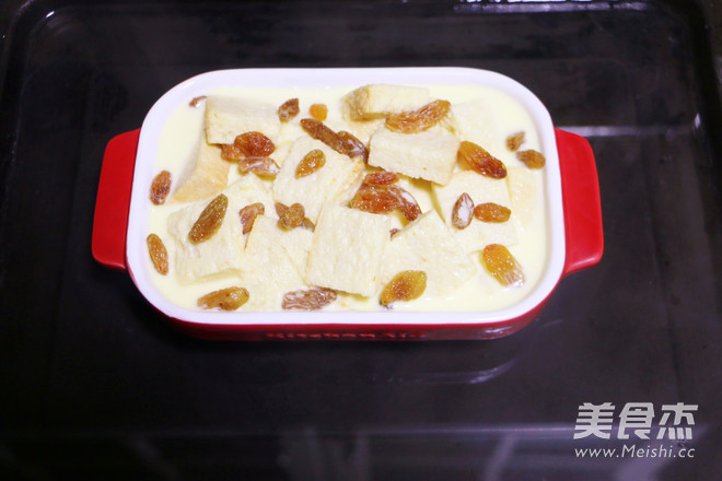 English Bread Pudding recipe