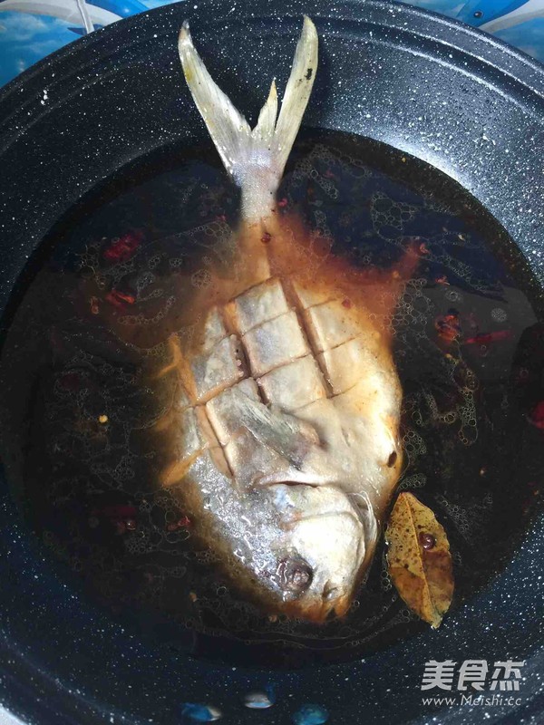 Braised Pomfret recipe