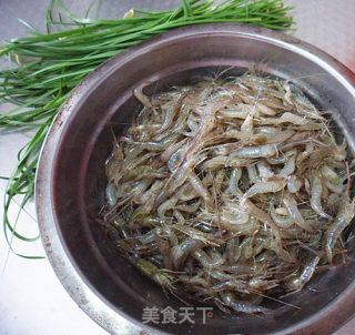 Stir-fried River Prawns with Leek recipe