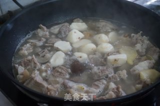 Braised Lamb with Crispy Meat Carp recipe