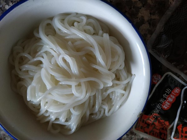 Hunan Rice Noodles recipe