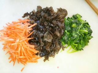 Spinach with Fungus recipe