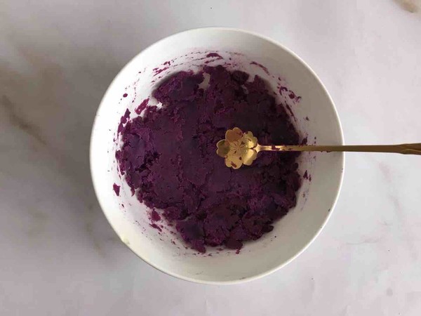 Milky Purple Sweet Potato Xiaofang recipe