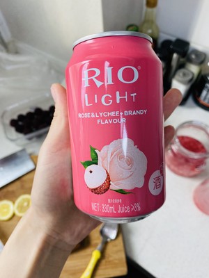 No.99 Summer Peach Sparkling Water🍑 recipe