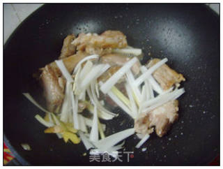 Stewed Pork Ribs with Potatoes. recipe
