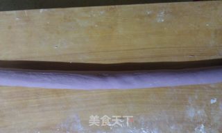 Purple Shoe-shaped Steamed Dumplings recipe