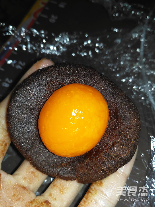 Egg Yolk Crisp recipe