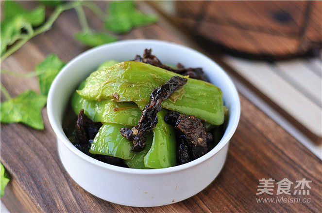 Stir-fried Dried Eggplant with Tiger Skin Pepper Sauce recipe