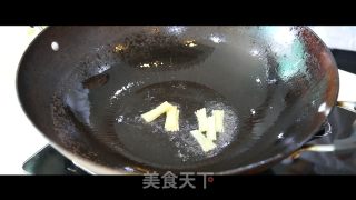 Chicken Soup with Cloud Ears Soaked in Bamboo Fungus recipe