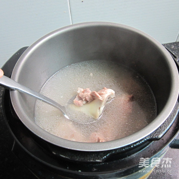 Bone Pork Blood Soup recipe
