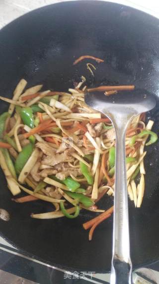 Stir-fried Pork with Bamboo Shoots recipe