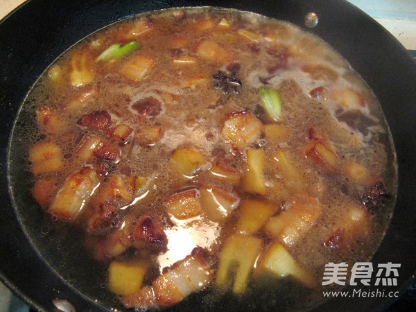 Braised Pork Belly with Spring Bamboo Shoots recipe