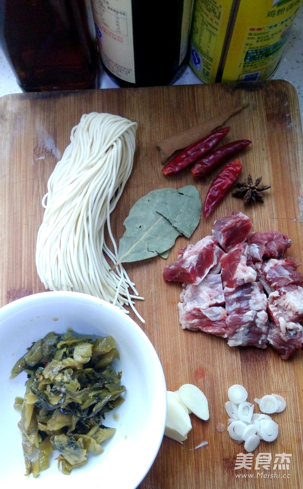 Laotan Sauerkraut Stewed Beef Brisket Noodles recipe