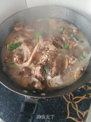 Xinjiang Large Plate Chicken (with The Method of Pulling Slivers) recipe