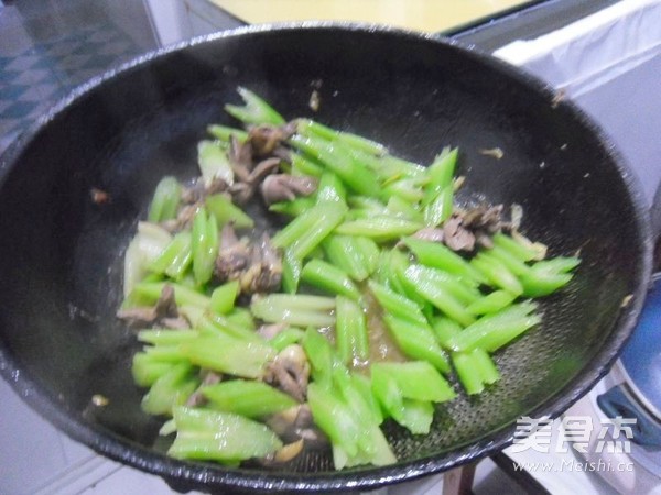 Celery Chicken Hearts recipe