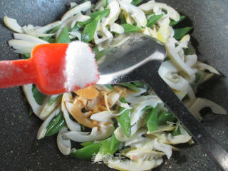 Stir-fried Leishan with Soy Beans recipe