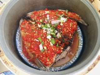 Steamed Chopped Pepper Fish Head recipe