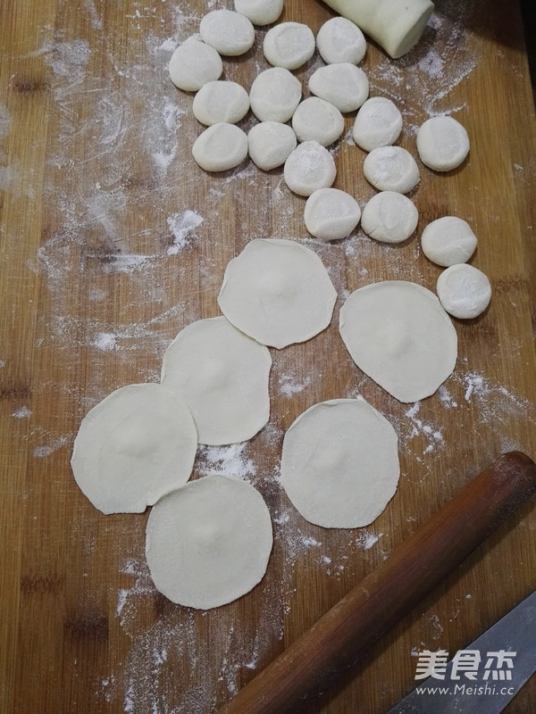 Shepherd's Purse and Egg Dumplings recipe