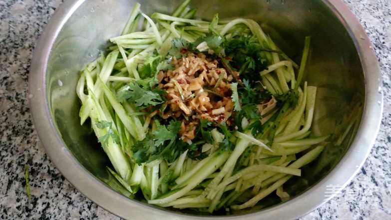 Tossed with Tofu Skin Cucumber Shreds recipe