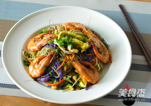 Fried Noodles with Shrimp recipe