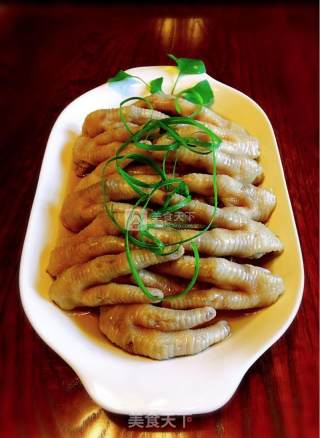 Fragrant Chicken Feet recipe