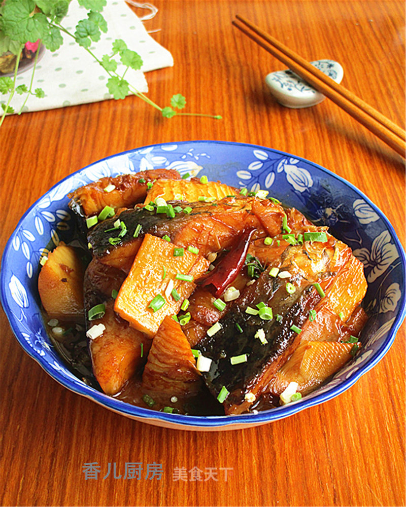 Braised Salted Fish with Bamboo Shoots recipe