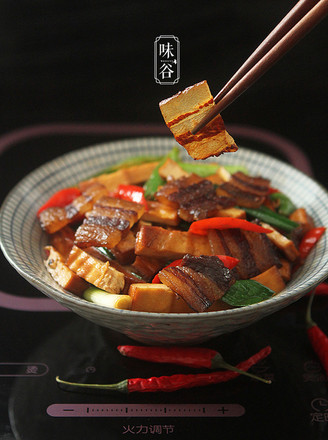 Stir-fried Bacon with Dried Tofu