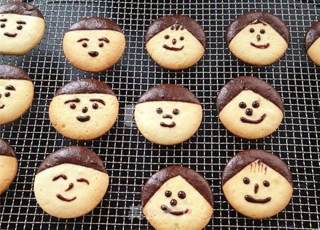 Chocolate Doll Head Biscuits recipe