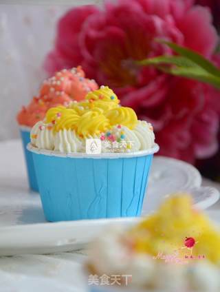 Sponge Cup Decorated Cake recipe