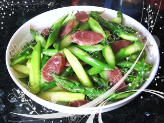 Stir-fried Asparagus with Sausage recipe