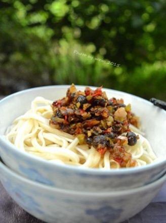 Bean Drum Chili Sauce Noodles recipe