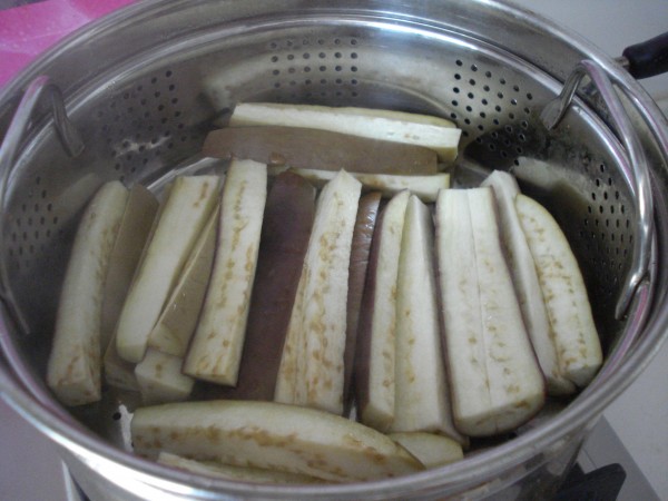 Eggplant with Mint and Garlic recipe