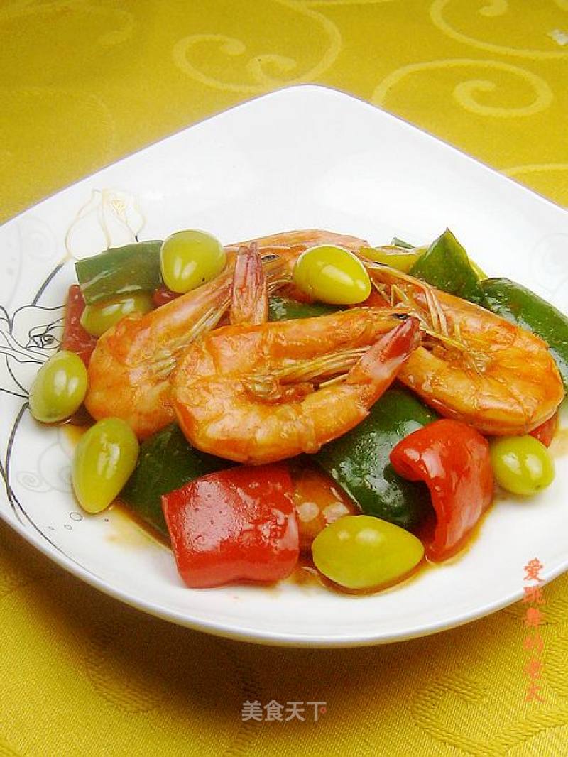 Stir-fried Prawns with Ginkgo Green Red Pepper recipe